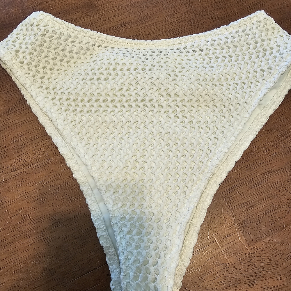 Montce Cream Crochet High-Cut Bikini